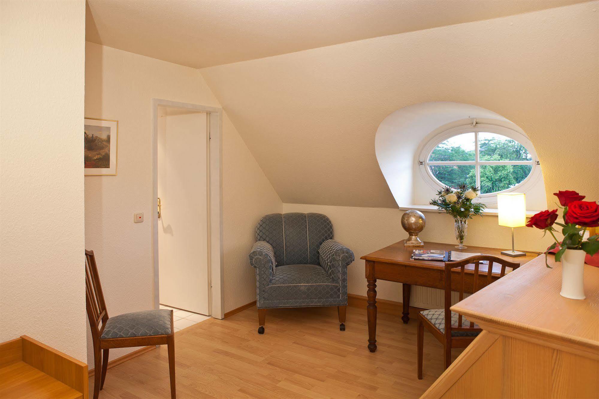 Hotel Busch Westerstede Εξωτερικό φωτογραφία